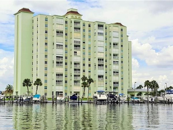 400 64TH AVENUE , Unit 1001 W, ST PETE BEACH, FL 33706