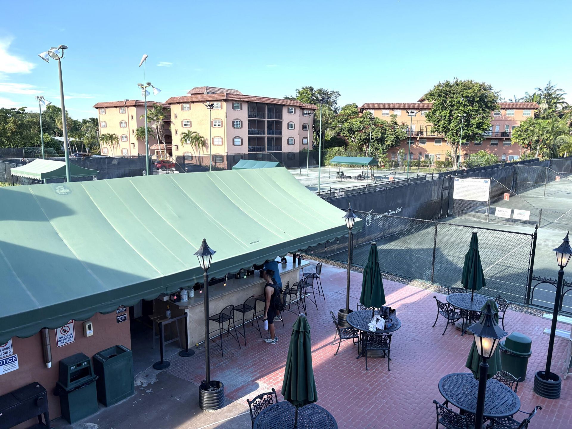 640 Tennis Club Drive, Unit 311, Fort Lauderdale, FL 33311 Photo