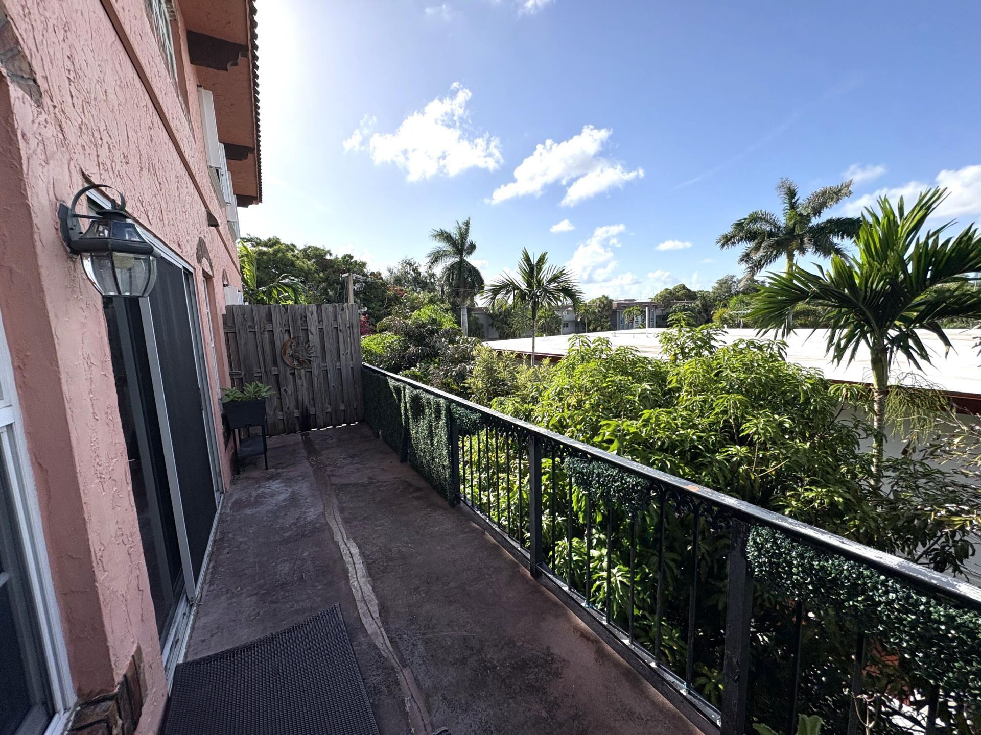 640 Tennis Club Drive, Unit 311, Fort Lauderdale, FL 33311 Photo