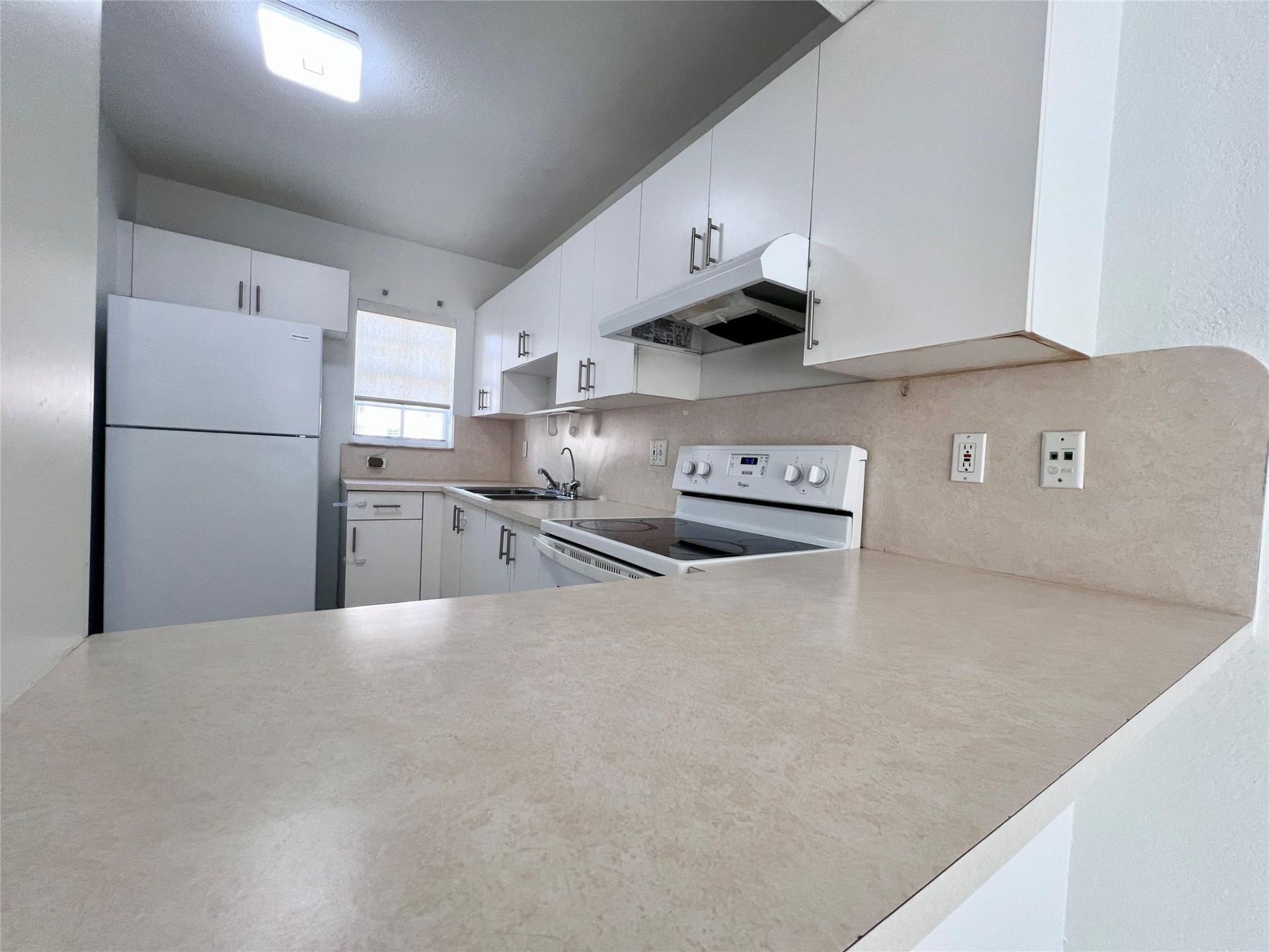 519 W 68th Street, Unit 4, Hialeah, FL 33014 Photo