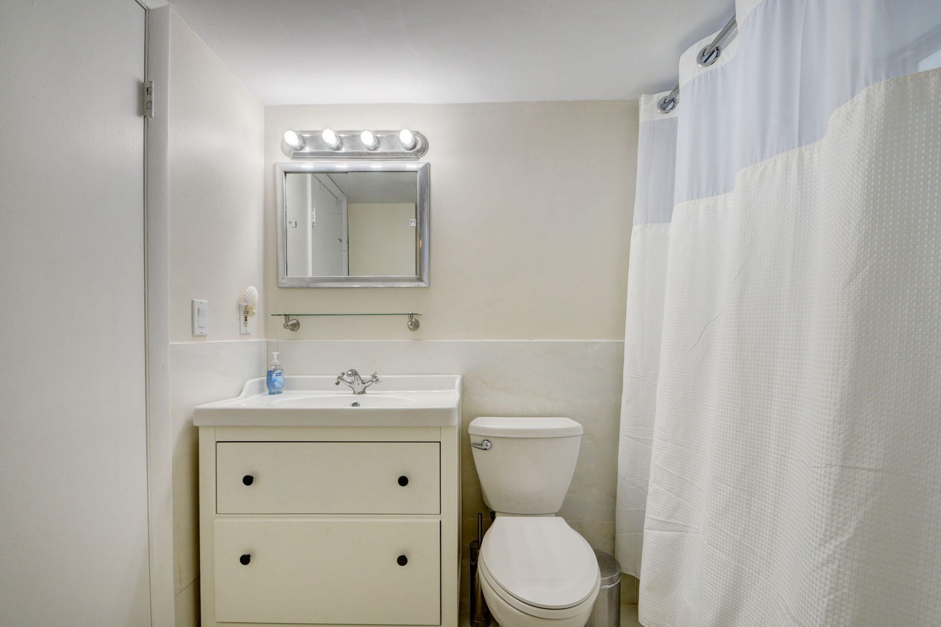 2505 S Ocean Boulevard, Unit 403, Palm Beach, FL 33480 Photo