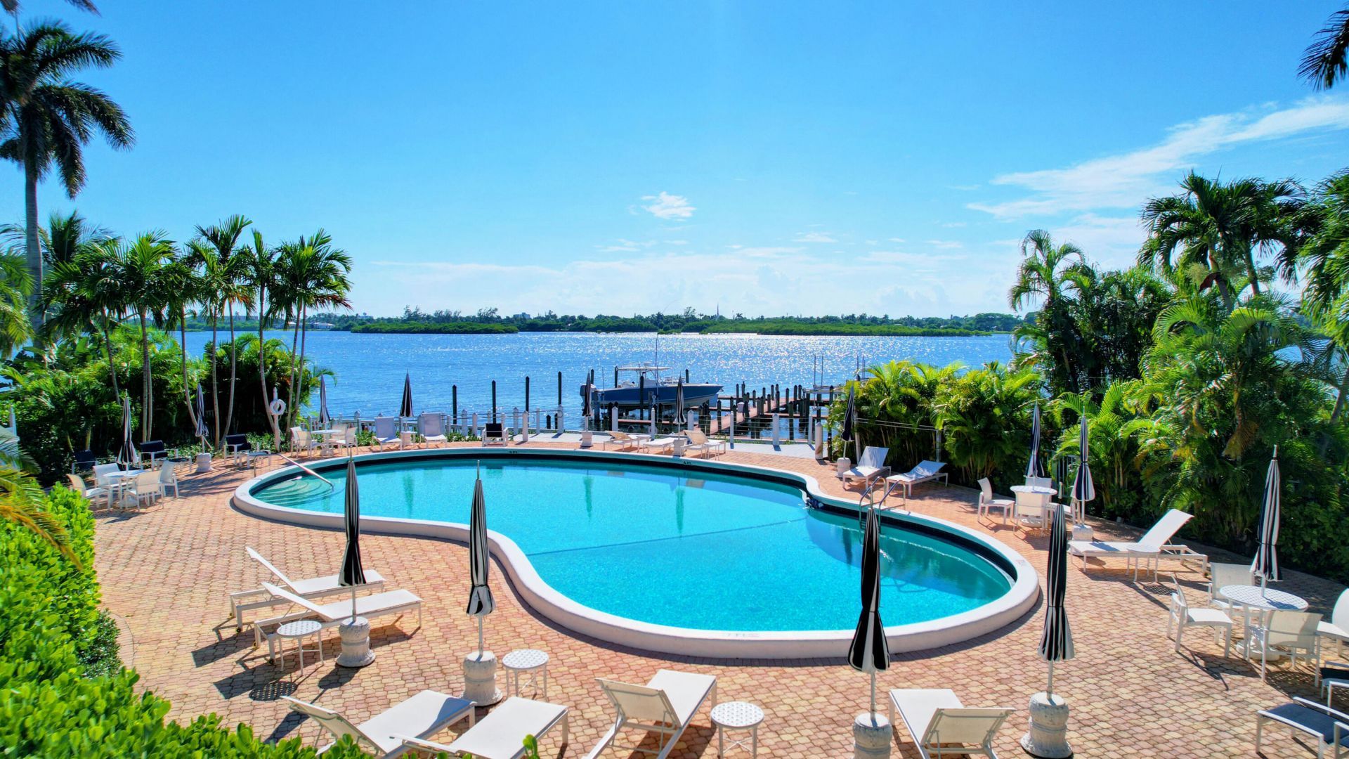 2505 S Ocean Boulevard, Unit 403, Palm Beach, FL 33480 Photo