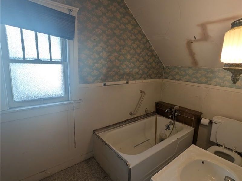 1211 Chestnut Street, Coshocton, OH 43812 Photo 11