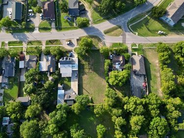 3348 E Overton Road , Dallas, TX 75216