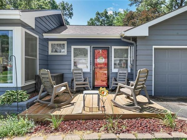 1035 Vilas Street, Leavenworth, KS 66048