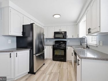 2713 CLAYTON STREET, PHILADELPHIA, PA 19152