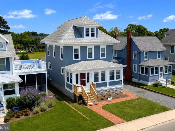 3238 MAIN STREET, CHINCOTEAGUE ISLAND, VA 23336