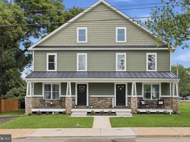 242 BLUE RIDGE AVENUE , FRONT ROYAL, VA 22630