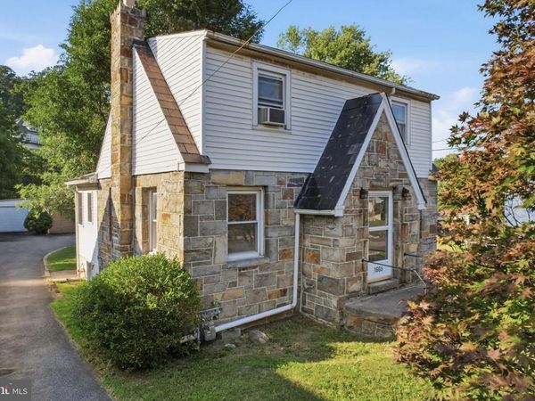 1665 BROADWAY , BETHLEHEM, PA 18015