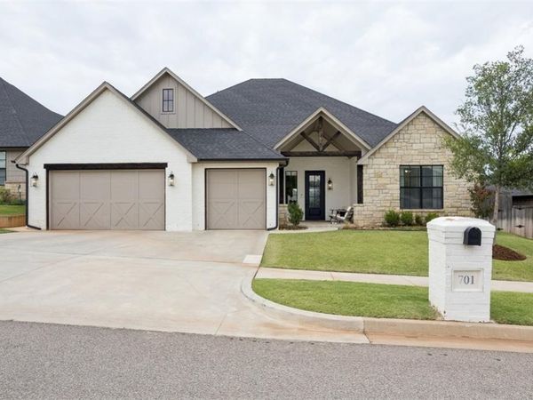 701 Maple Hill Road, Norman, OK 73069