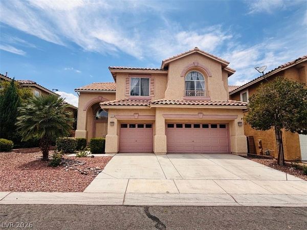 425 Emerald Heights Street , Las Vegas, NV 89144