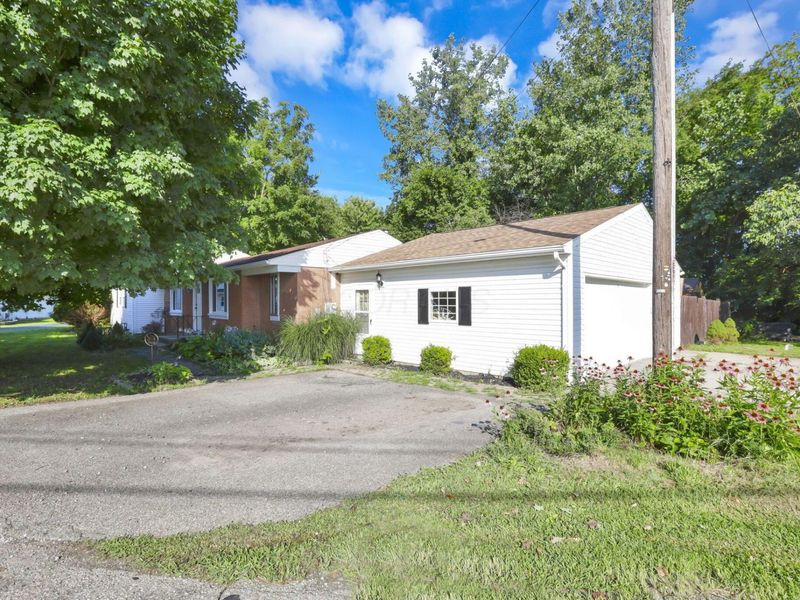 617 N School Street, Amanda, OH 43102 Photo 3