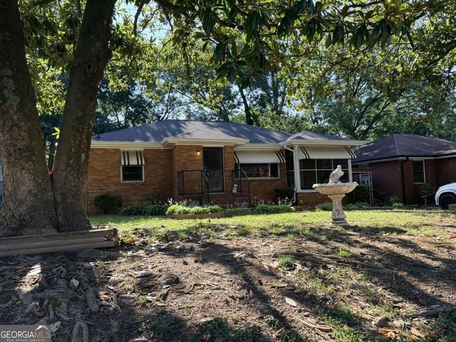 Property Image 4