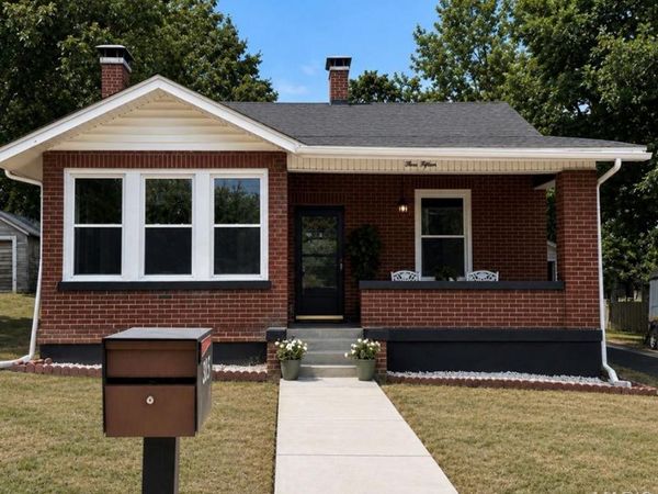 315 E College Avenue, Fredericktown, MO 63645