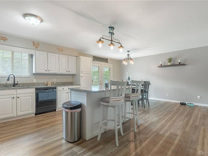 124 Sue Drive, Germantown, OH 45327 Photo 4