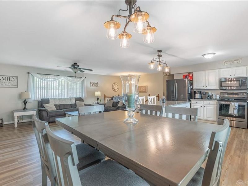 124 Sue Drive, Germantown, OH 45327 Photo 8