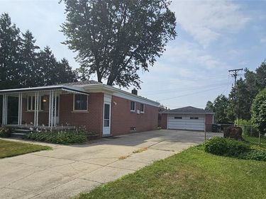 29201 Roycroft Street, Livonia, MI 48154