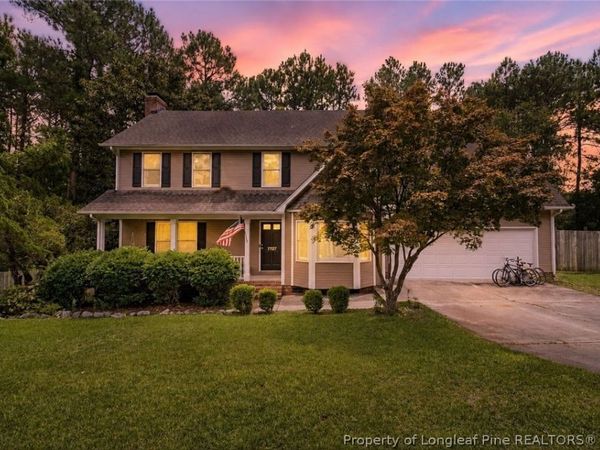 7727 Magma Drive, Fayetteville, NC 28311