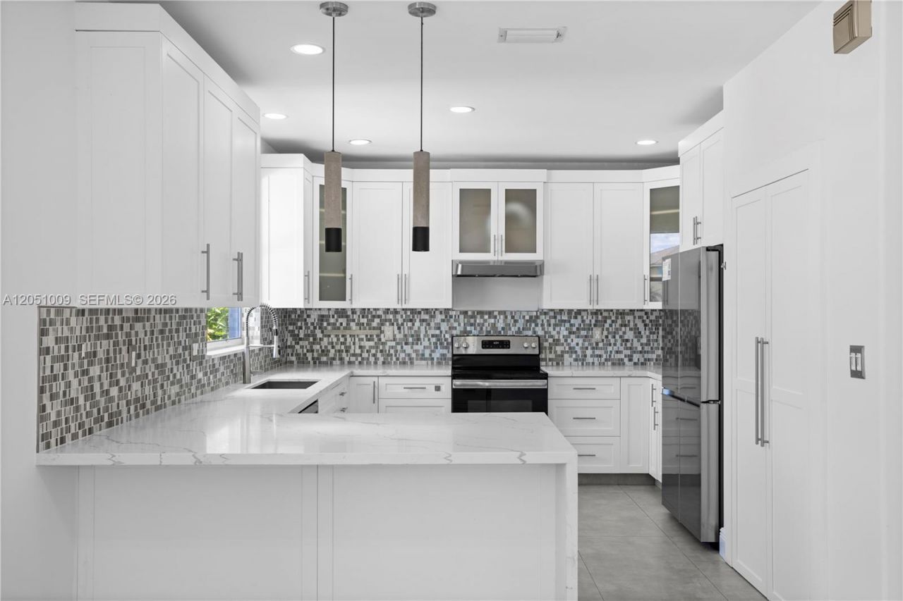 4303 Diamond Row, Weston, FL 33331 Photo