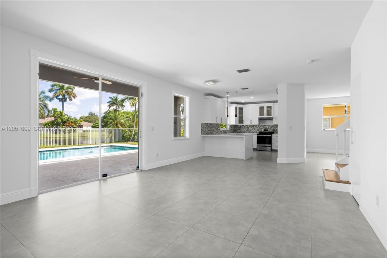 4303 Diamond Row, Weston, FL 33331 Photo