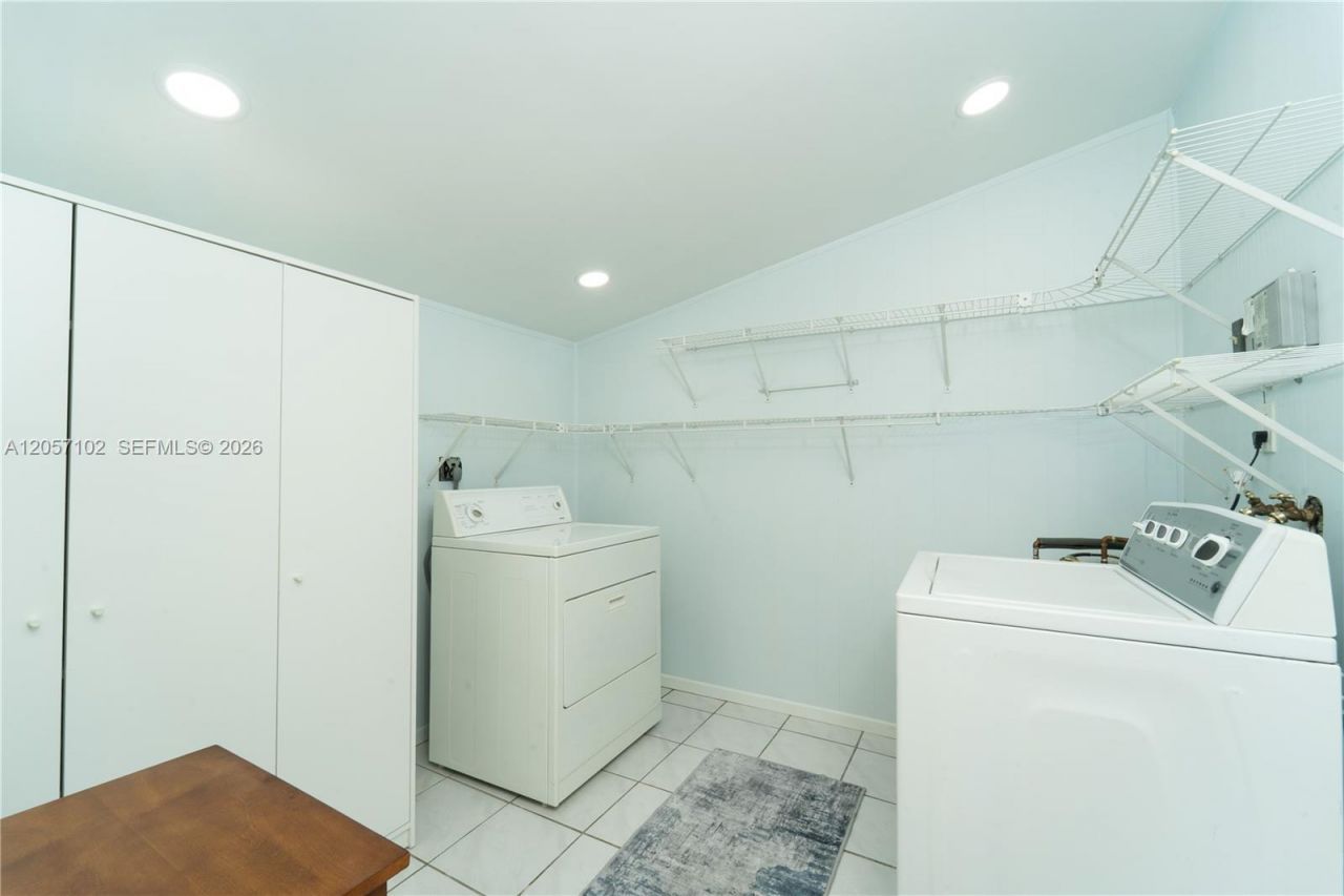 2631 Thomas St , Hollywood, FL 33020 Photo