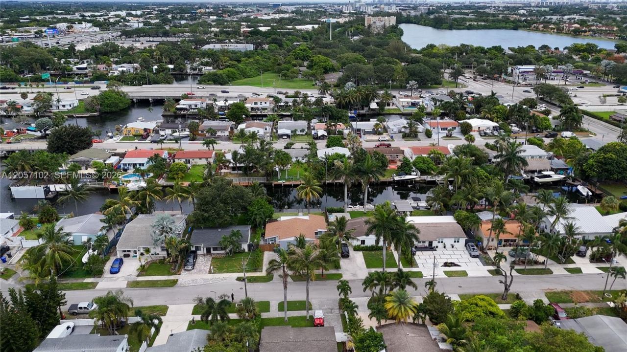 2631 Thomas St , Hollywood, FL 33020 Photo