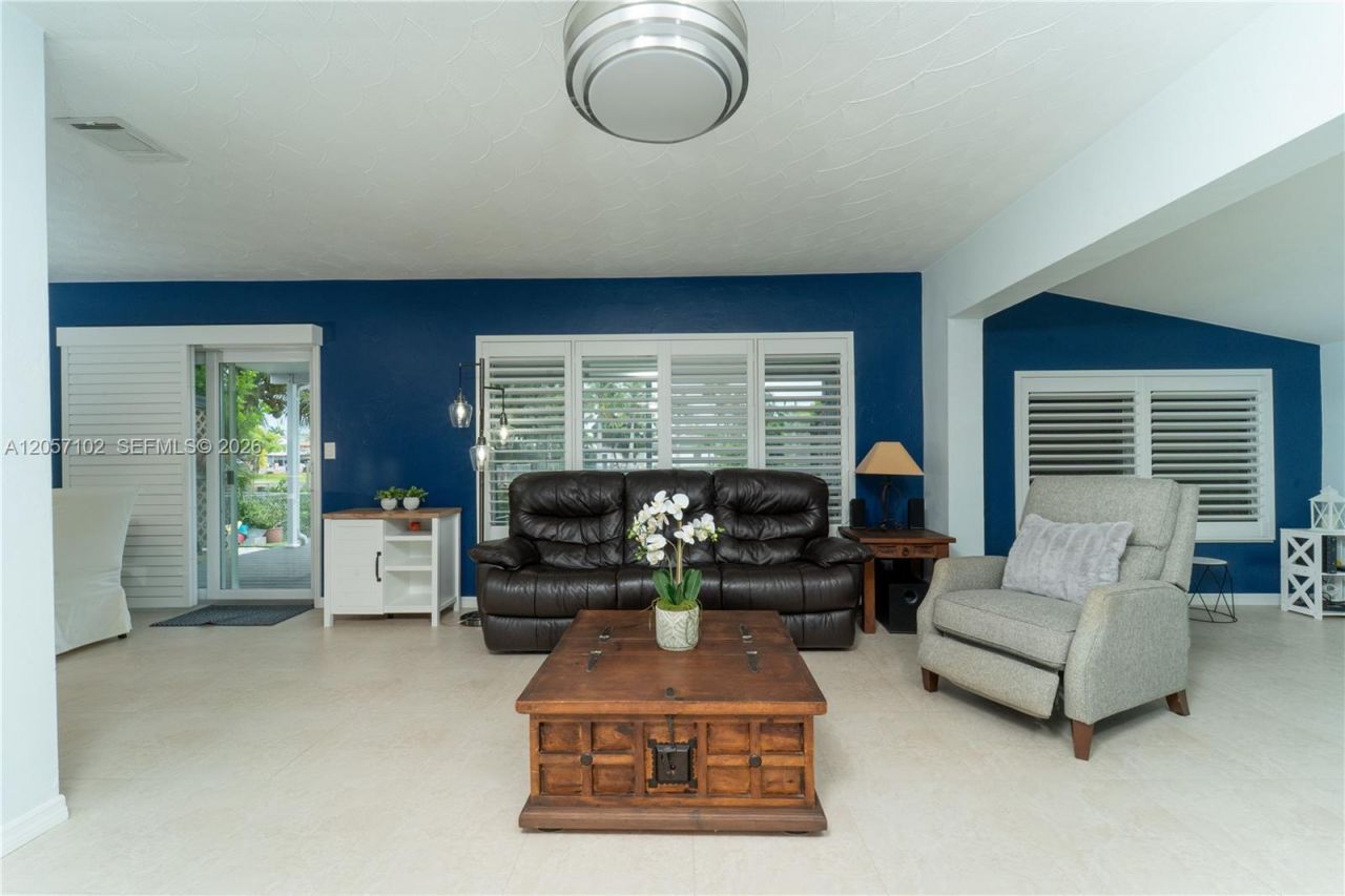 2631 Thomas St , Hollywood, FL 33020 Photo