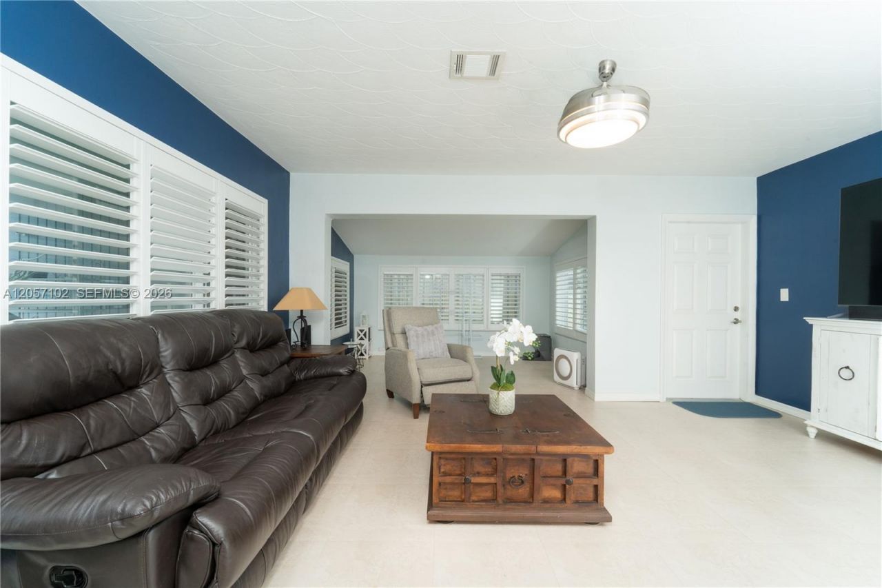 2631 Thomas St , Hollywood, FL 33020 Photo