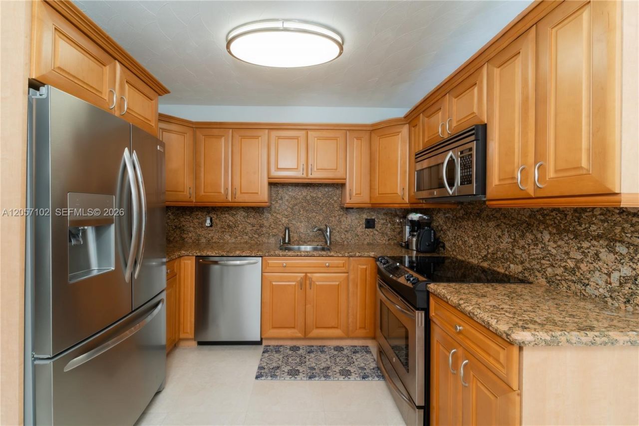 2631 Thomas St , Hollywood, FL 33020 Photo