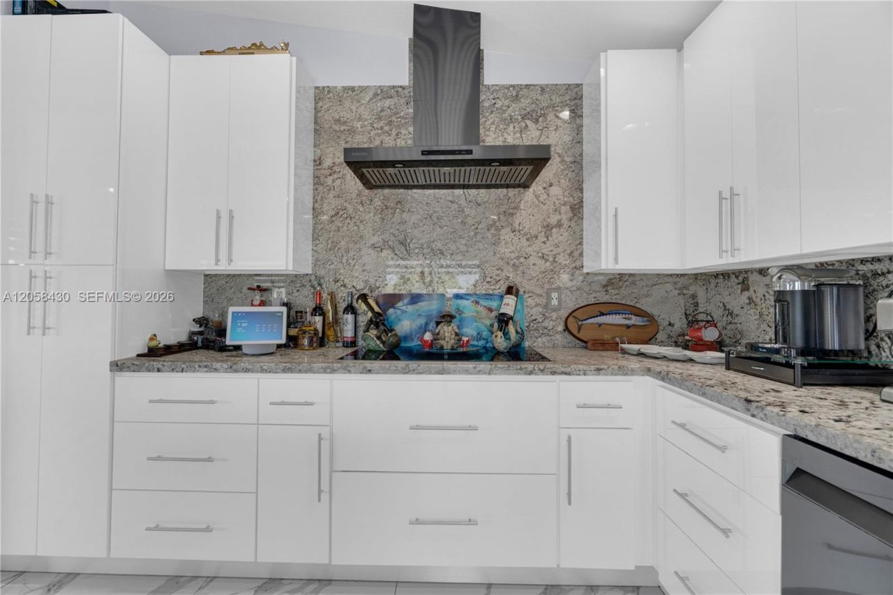 203 Pimilico Ln, Key Largo, FL 33037 Photo