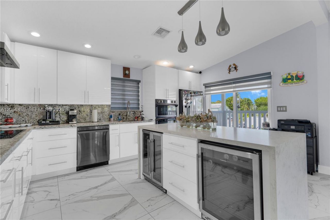 203 Pimilico Ln, Key Largo, FL 33037 Photo
