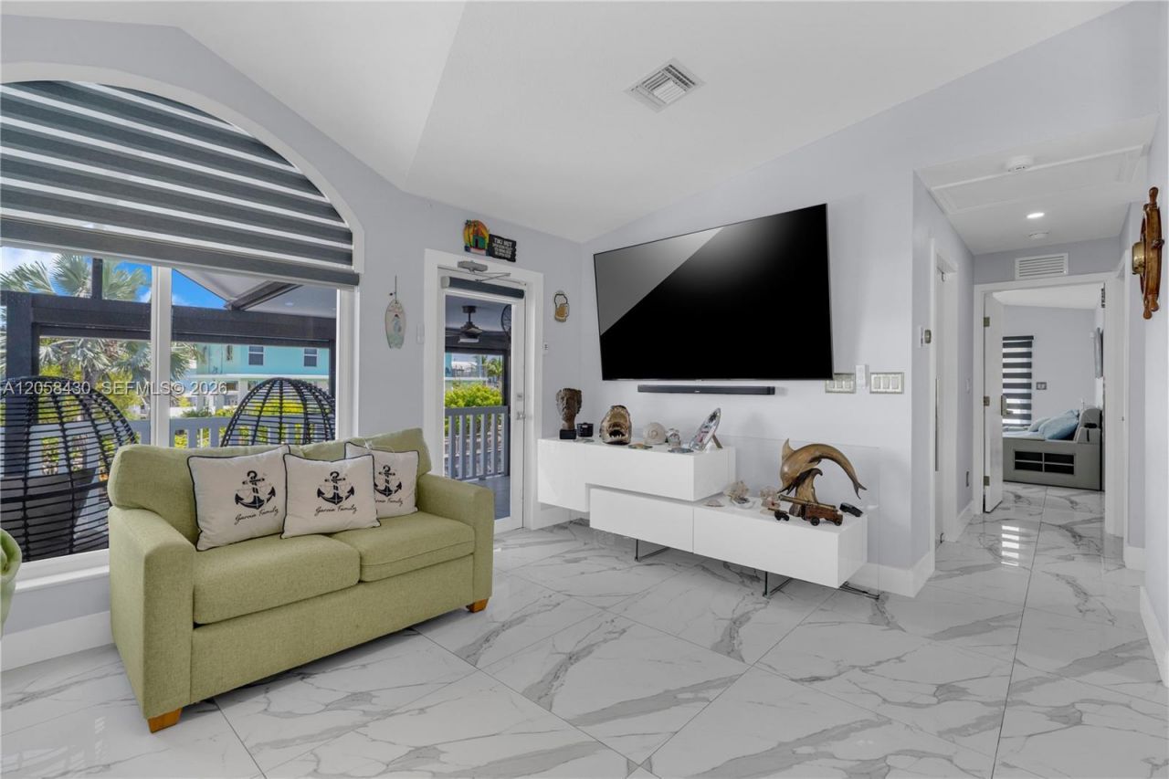 203 Pimilico Ln, Key Largo, FL 33037 Photo