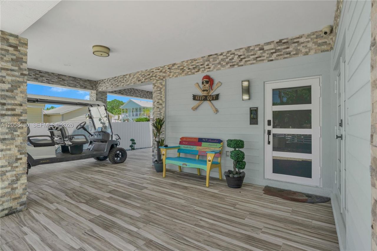 203 Pimilico Ln, Key Largo, FL 33037 Photo
