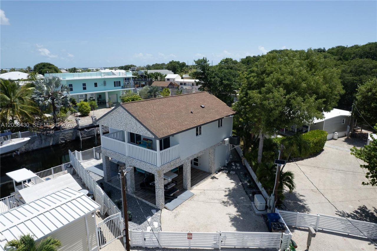 203 Pimilico Ln, Key Largo, FL 33037 Photo
