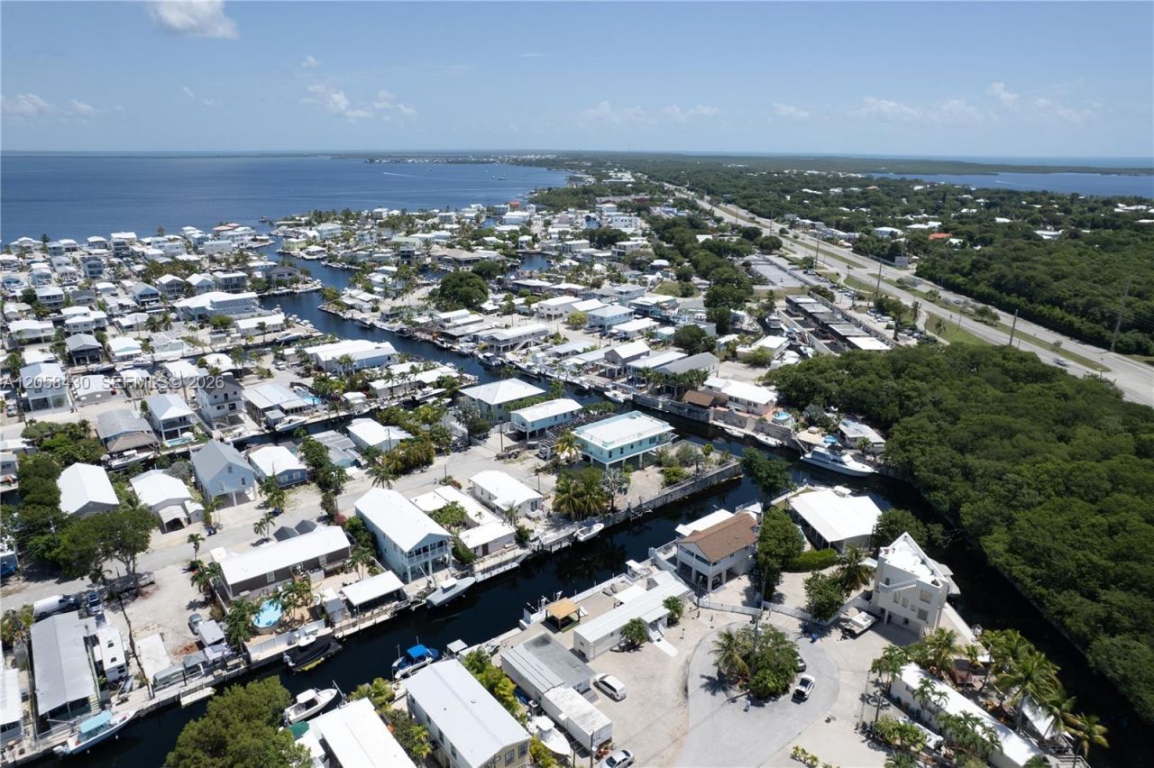 203 Pimilico Ln, Key Largo, FL 33037 Photo