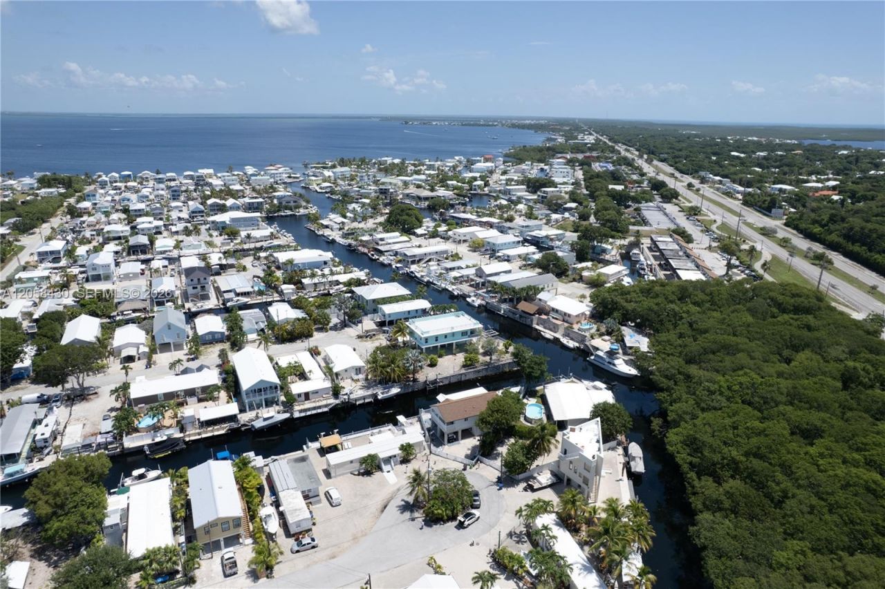 203 Pimilico Ln, Key Largo, FL 33037 Photo