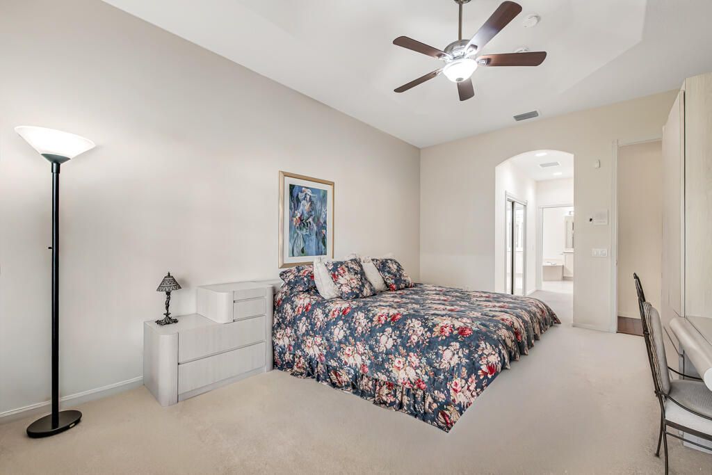 7718 Ocean Sunset Drive, Lake Worth, FL 33467 Photo