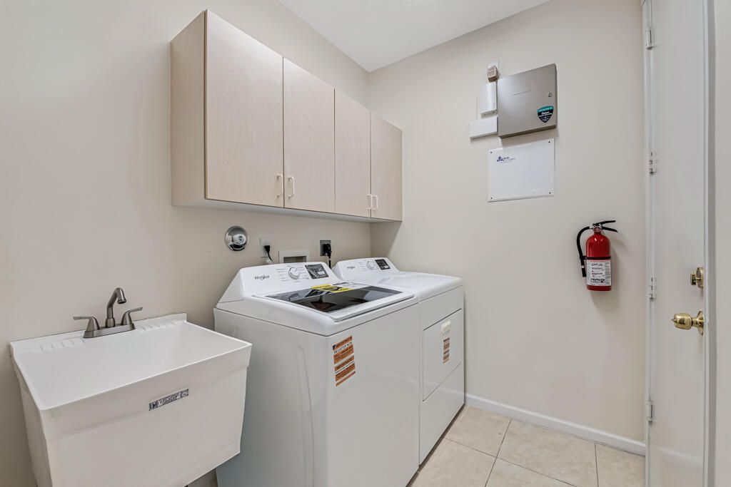7718 Ocean Sunset Drive, Lake Worth, FL 33467 Photo