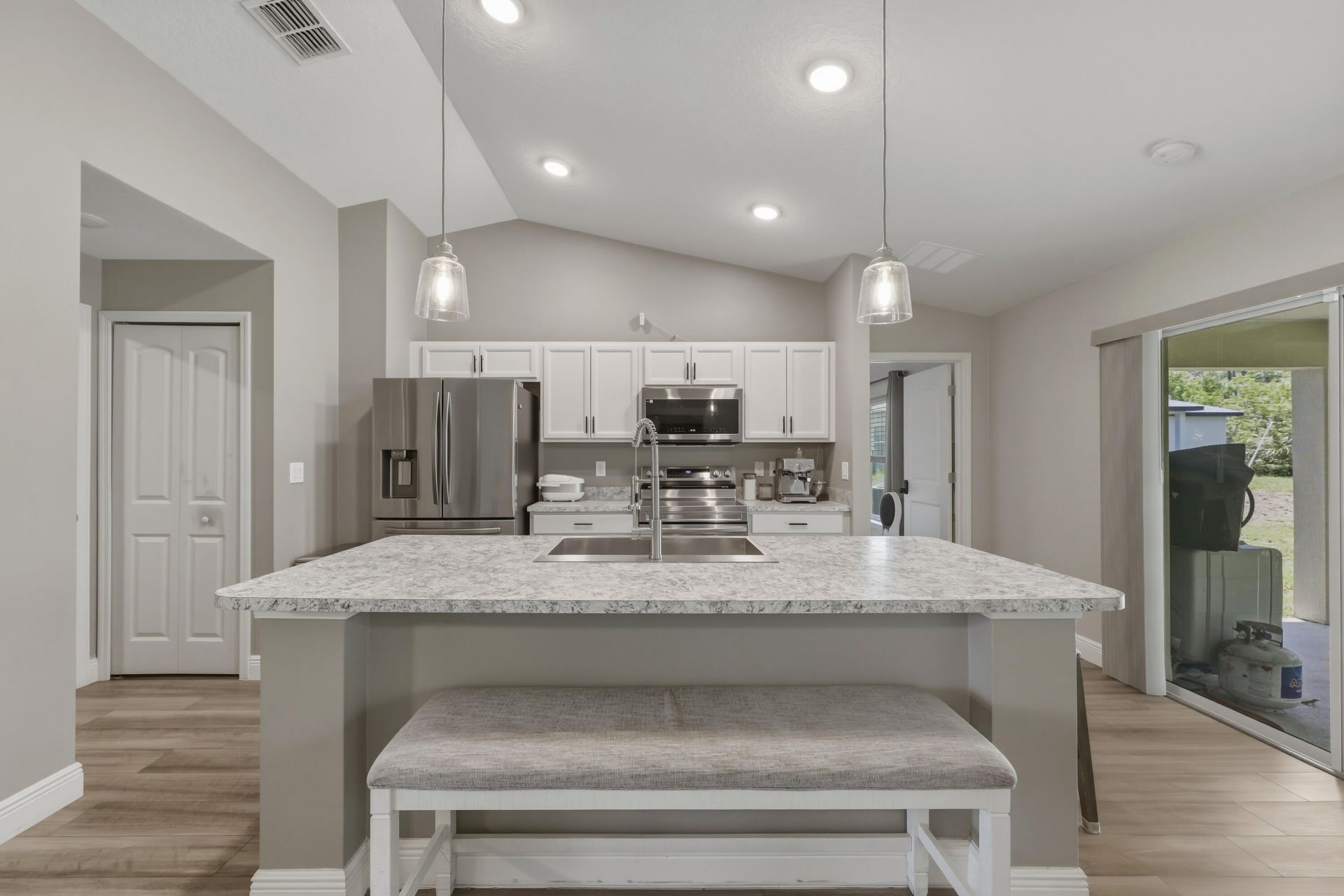 270 Buzby Street Se, Palm Bay, FL 32909 Photo