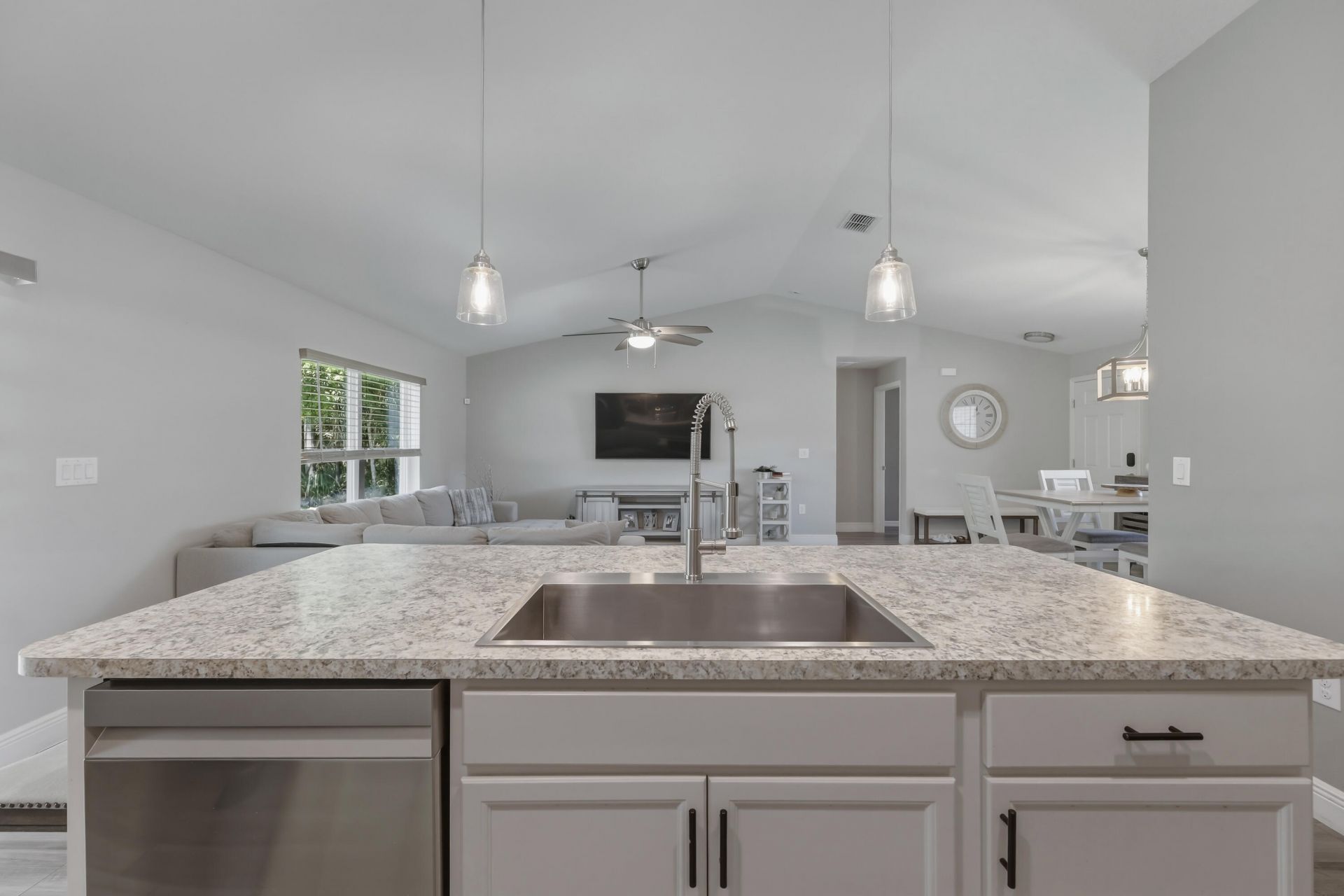 270 Buzby Street Se, Palm Bay, FL 32909 Photo