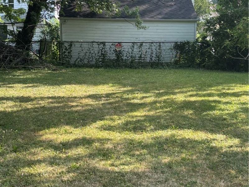 835 Whitcomb Road, Cleveland, OH 44110 Photo 3