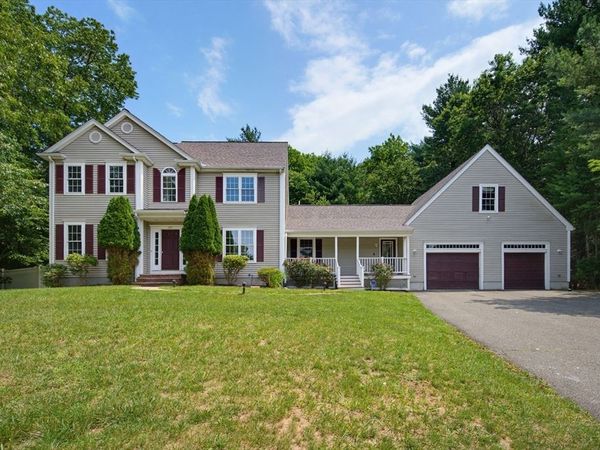 171 Buck Knoll Rd, Raynham, MA 02767