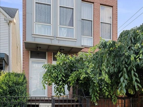 2146 N Lawndale Avenue, Unit 1, Chicago, IL 60647