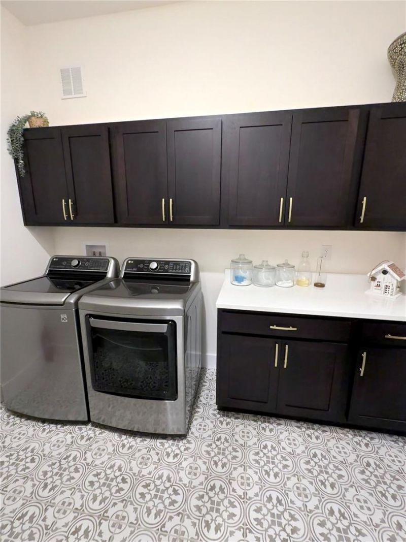 310 W Washington Avenue, Lake Helen, FL 32744 Photo
