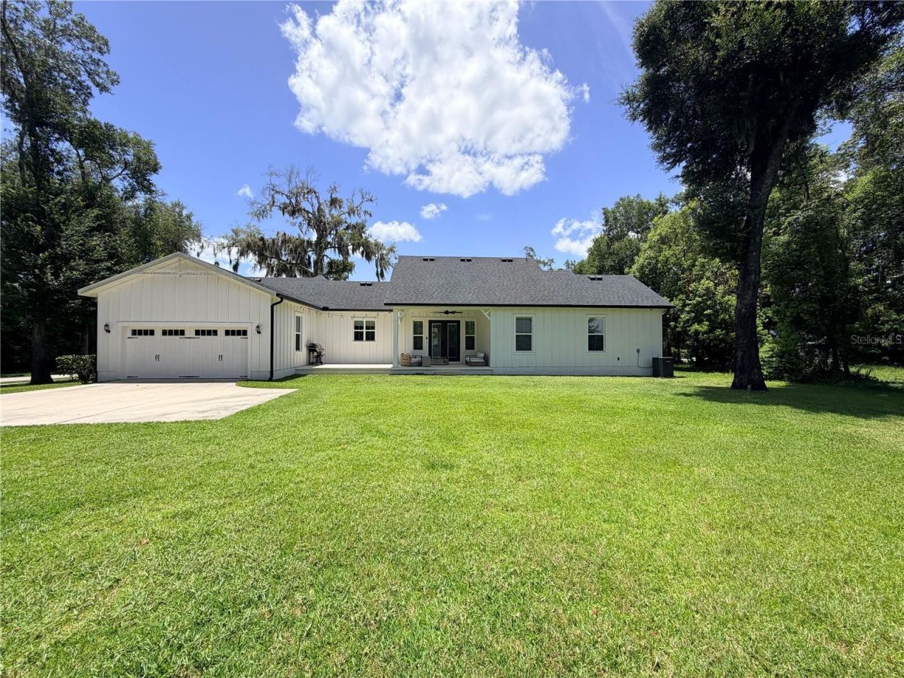 310 W Washington Avenue, Lake Helen, FL 32744 Photo