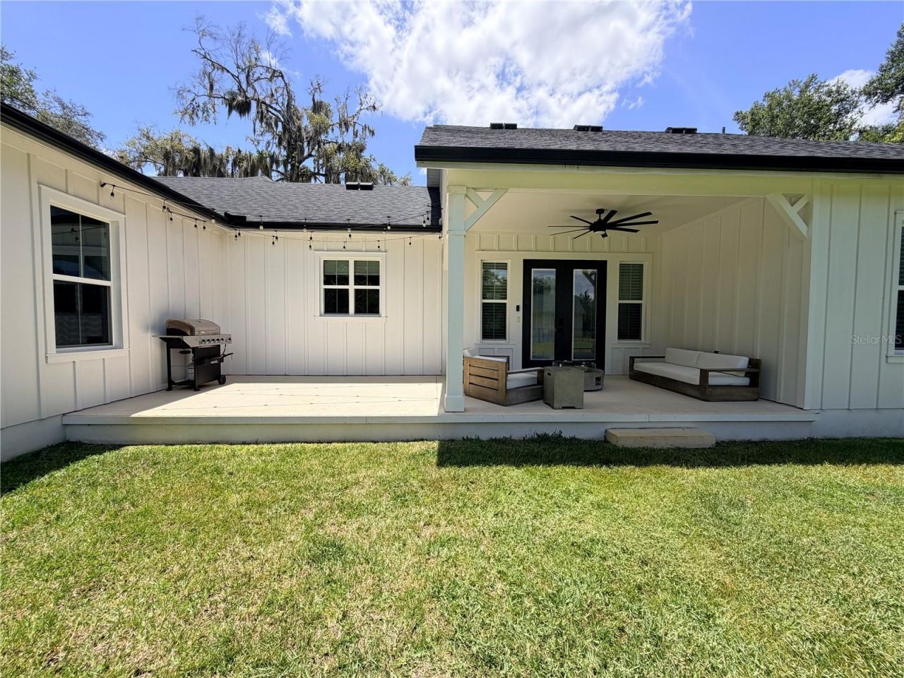 310 W Washington Avenue, Lake Helen, FL 32744 Photo