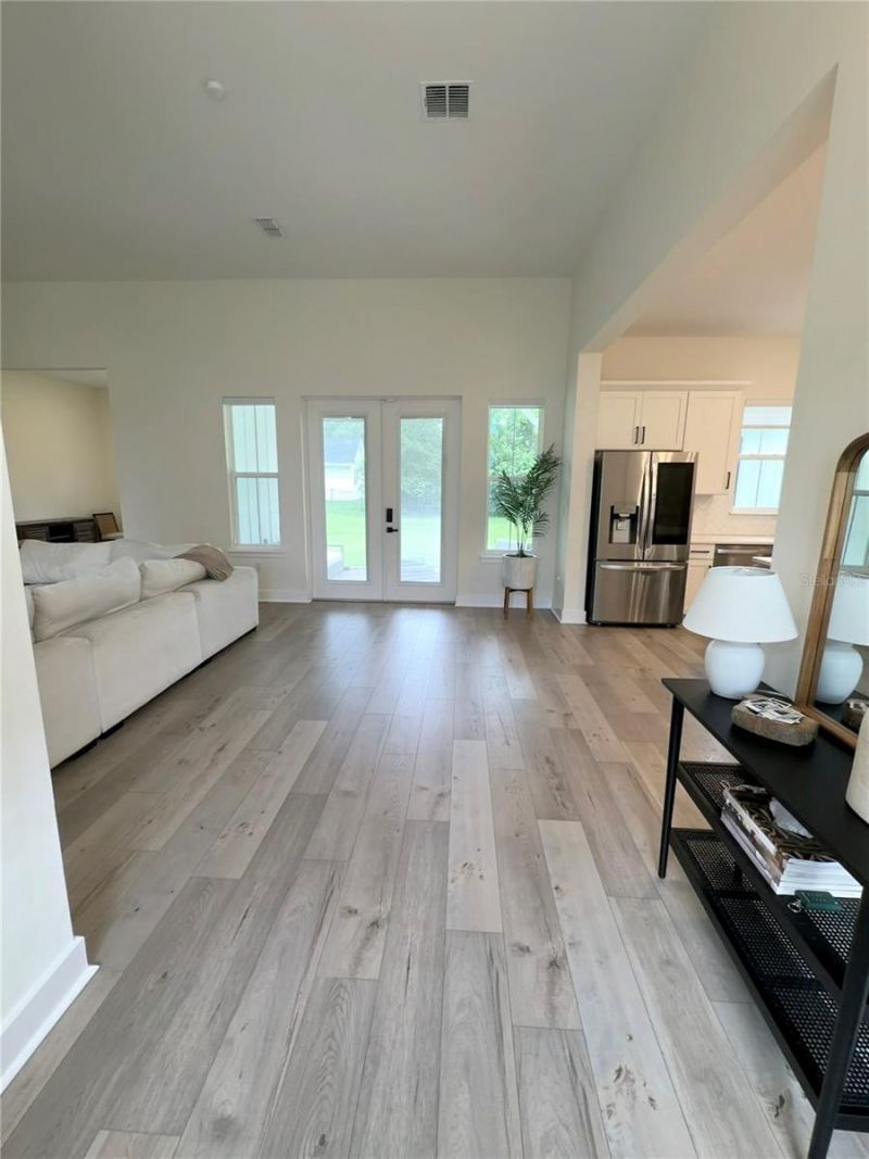 310 W Washington Avenue, Lake Helen, FL 32744 Photo