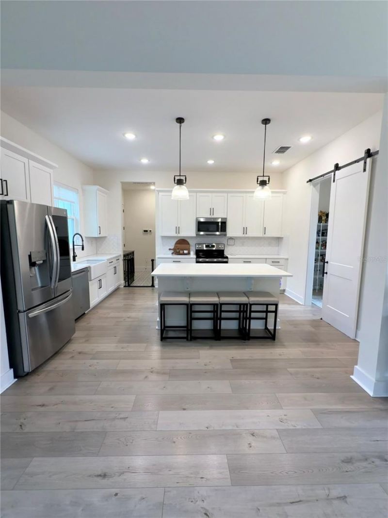 310 W Washington Avenue, Lake Helen, FL 32744 Photo