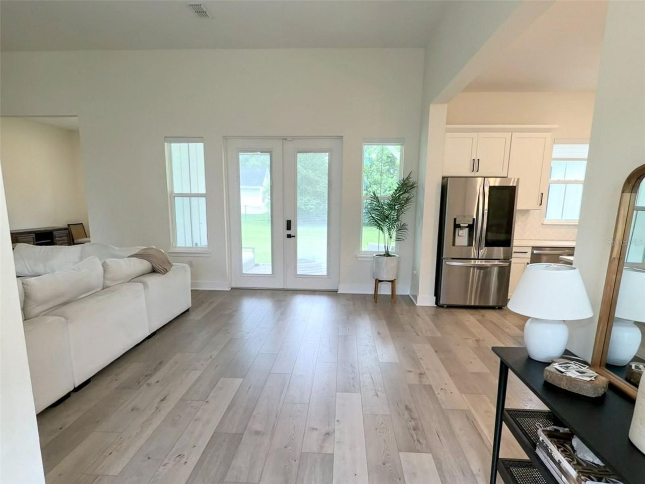 310 W Washington Avenue, Lake Helen, FL 32744 Photo