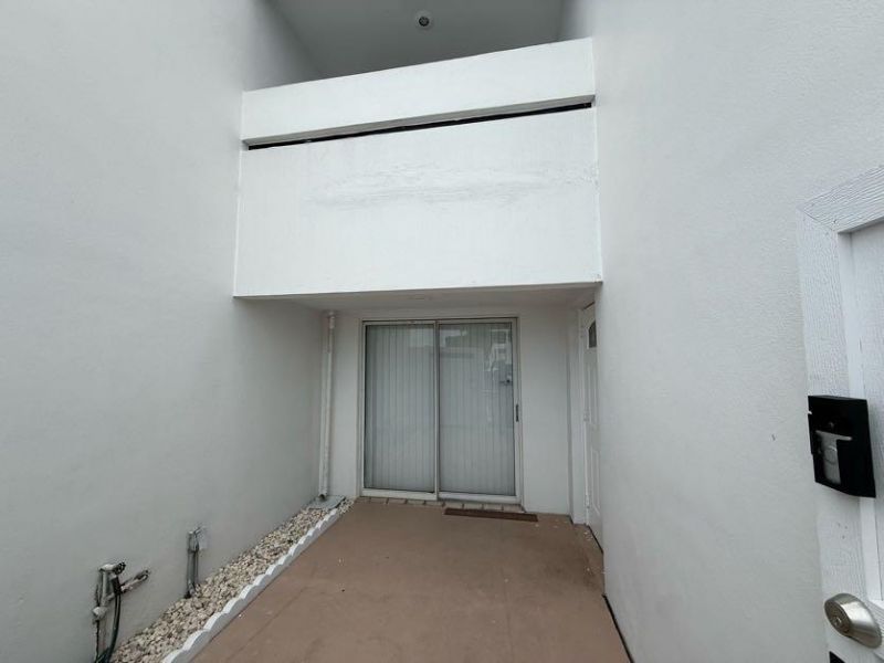 5140 Elmhurst Road, Unit B, West Palm Beach, FL 33417 Photo